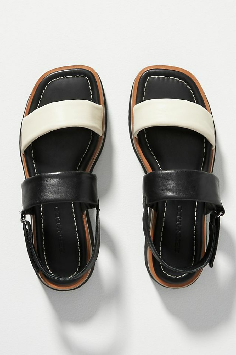 Getaway & Resort Wear * | Flash Sale Bernardo Amber Stompy Sandals Black