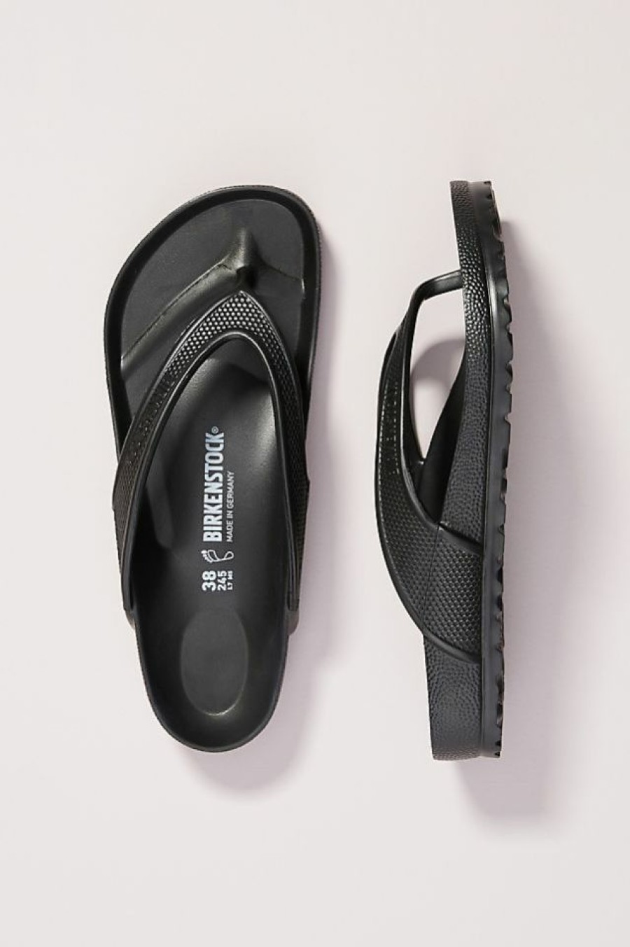 Getaway & Resort Wear * | Best Reviews Of Birkenstock Honolulu Flip-Flop Sandals Black