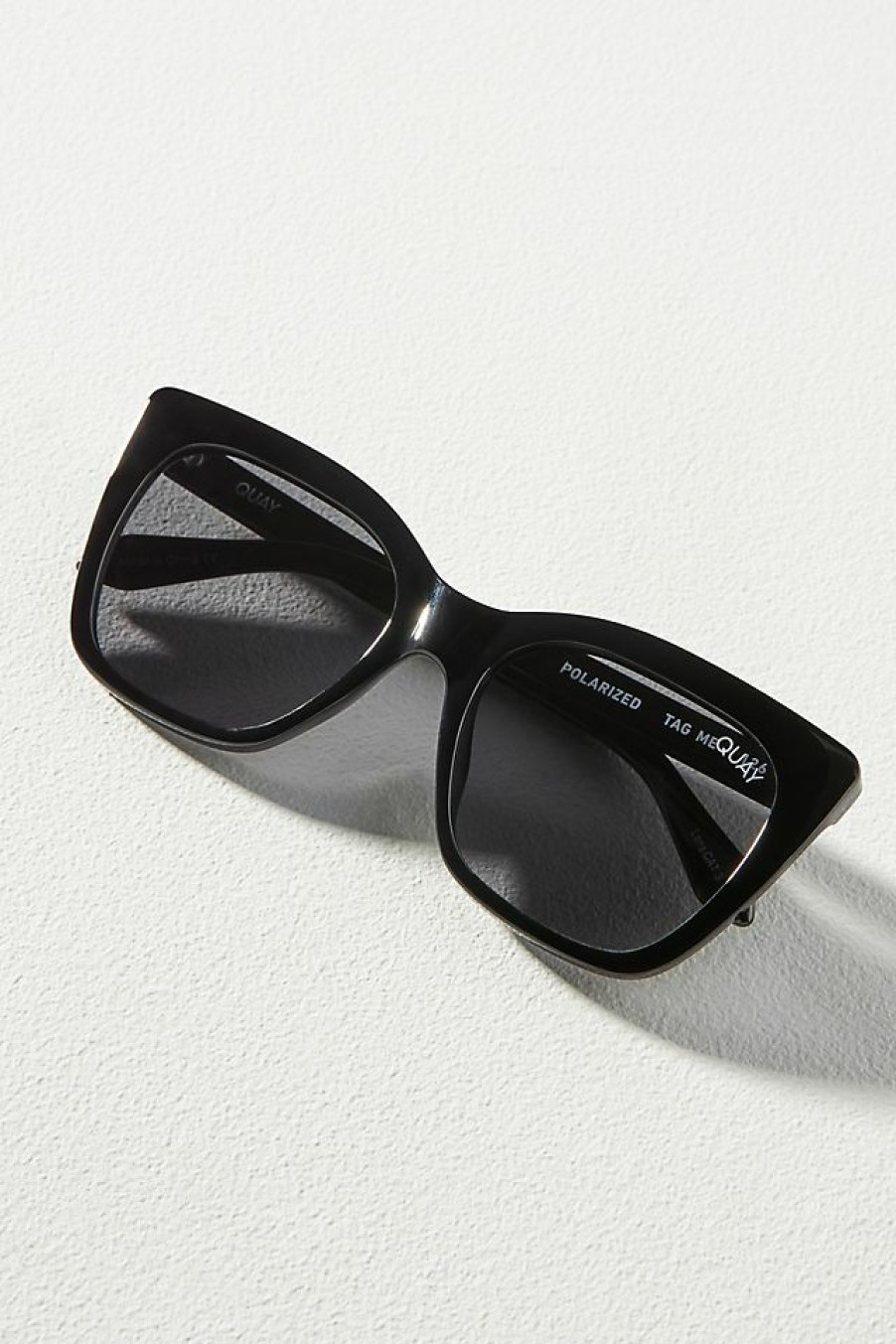 Getaway & Resort Wear * | Flash Sale Quay Tag Me Sunglasses Black