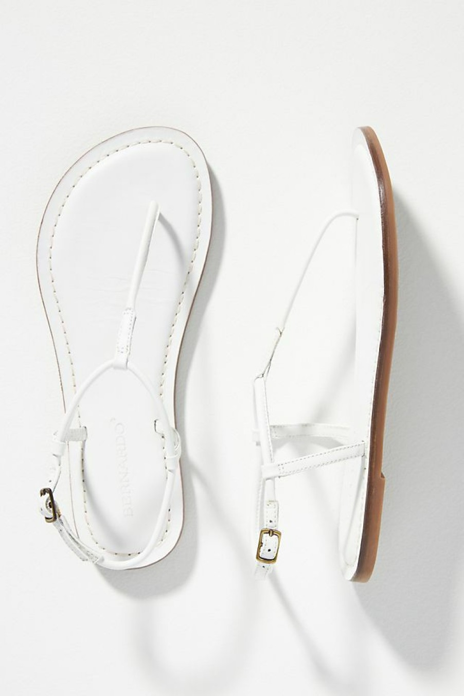 Getaway & Resort Wear * | Top 10 Bernardo Lilly Sandals White