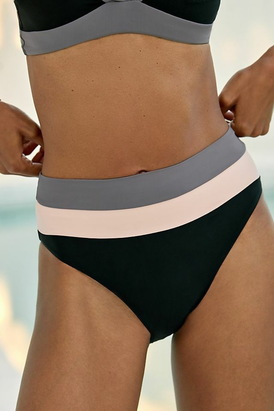 Getaway & Resort Wear * | New Malai Slate Violet Hella Cool Bikini Bottoms Black