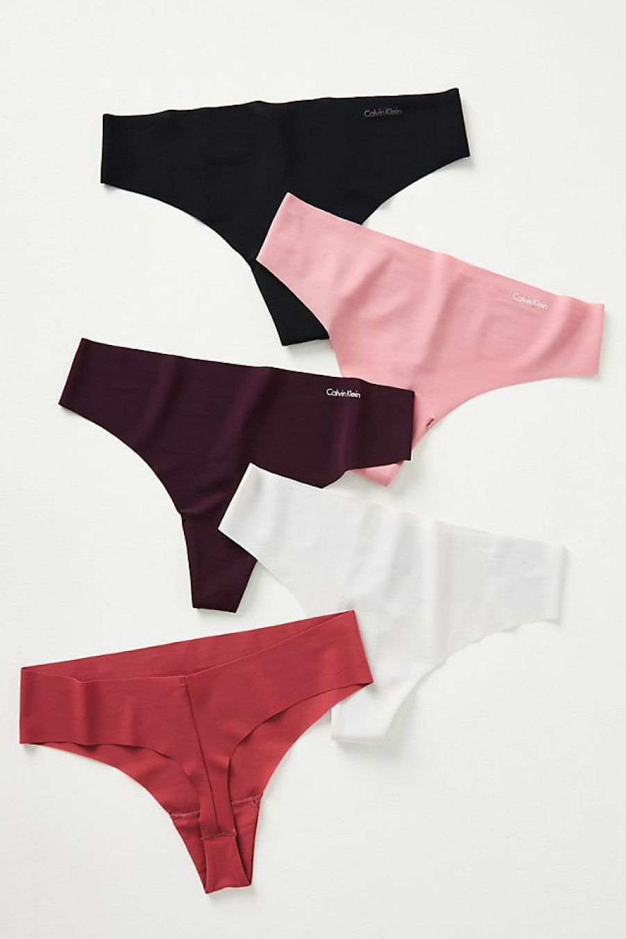 Intimates & Lingerie * | Coupon Calvin Klein Invisibles Thong Novelty