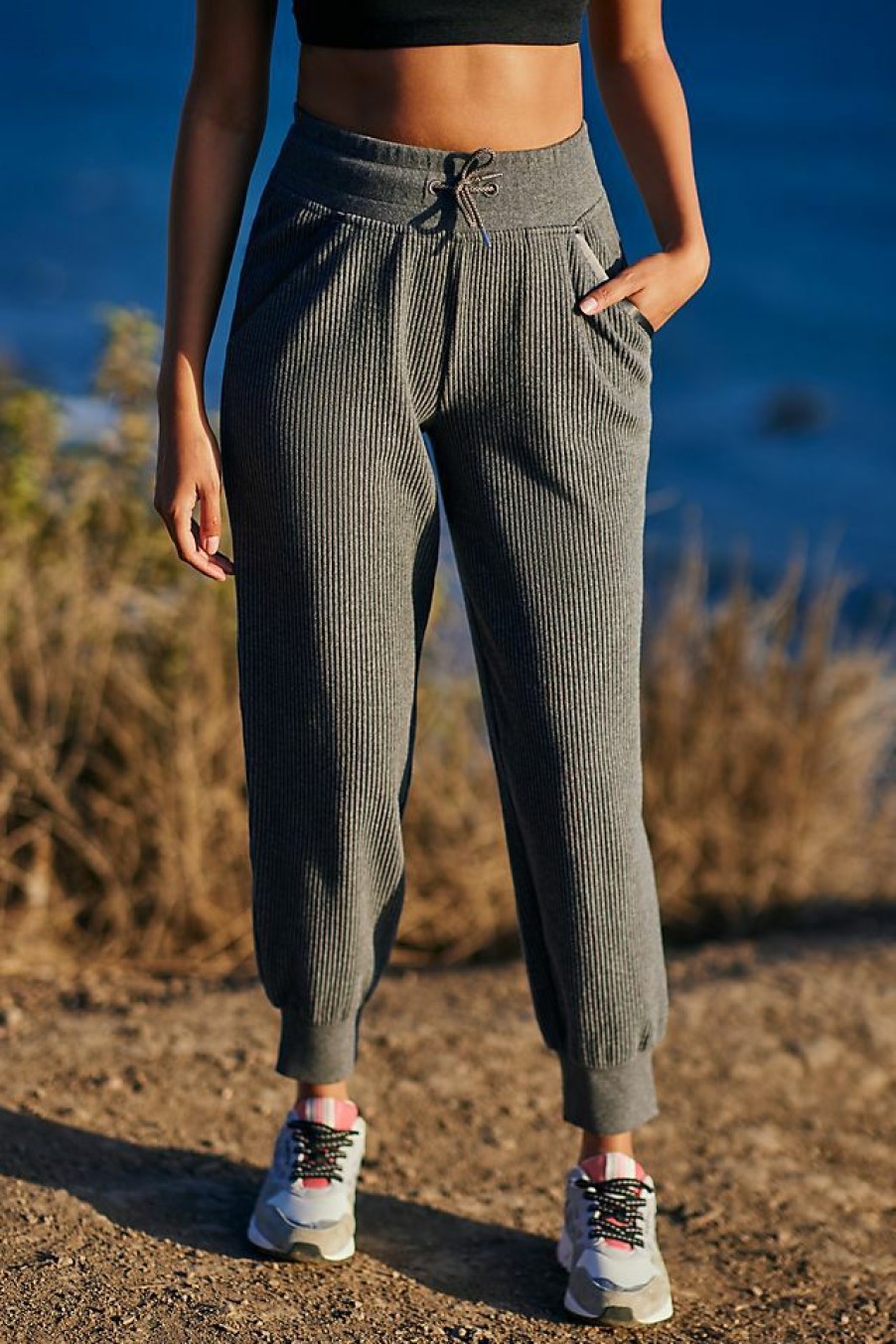 Activewear * | Discount Varley Ascot Sweatpants Charcoal Marl