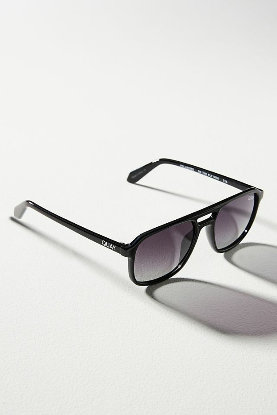 Getaway & Resort Wear * | Cheapest Quay On The Fly Mini Sunglasses Black